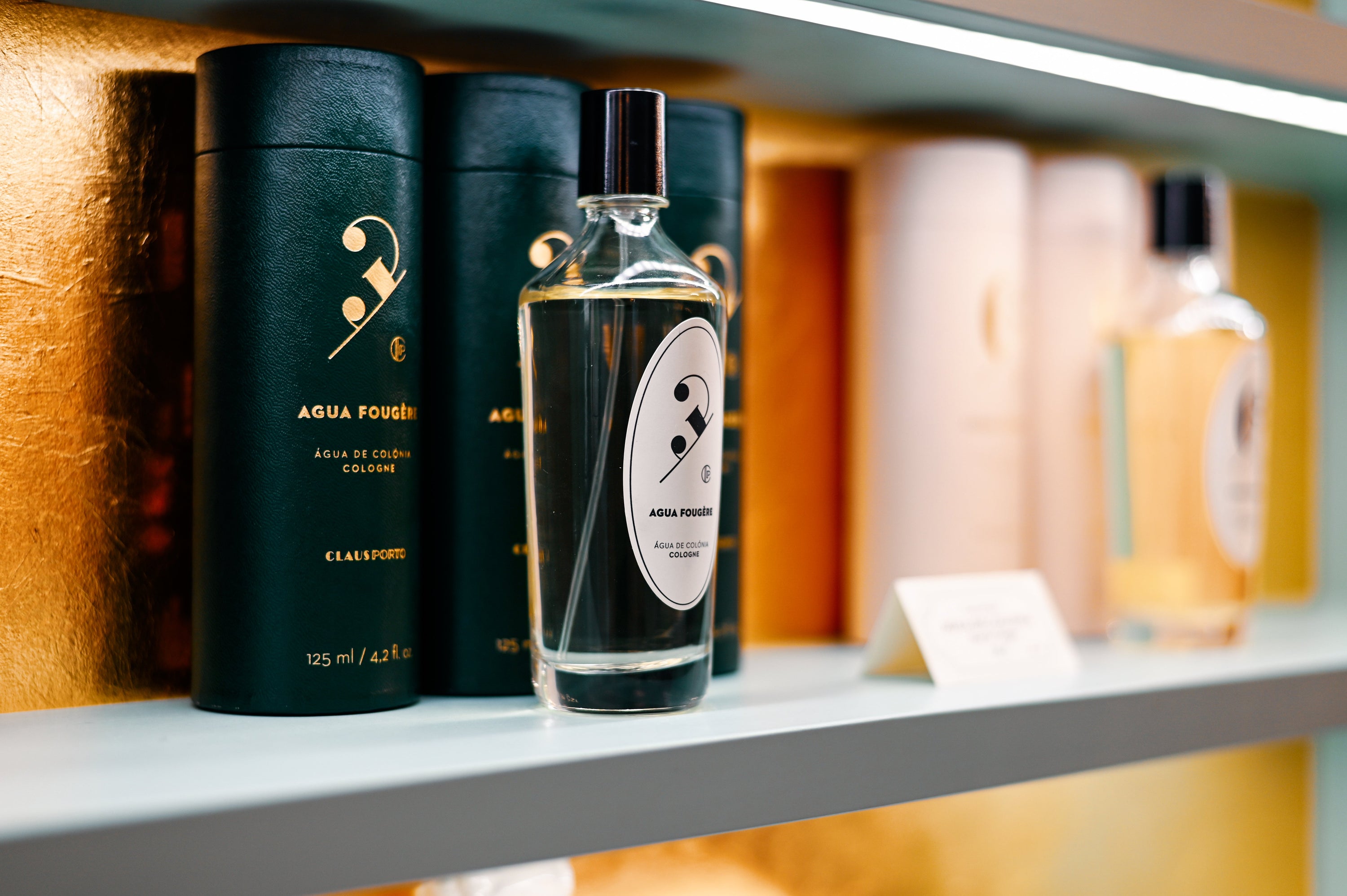 Parfum, eau de parfum alebo kolínska? Malý sprievodca svetom vôní